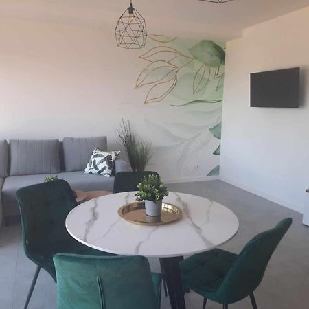 Zlote Sady Apartamenty Na Mazurach Z Widokiem Na Jezioro Mikołajki Zewnętrze zdjęcie